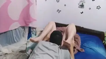 Gadis Nakal Ajak Ayah Tiri Ngentot Sangat Ganas